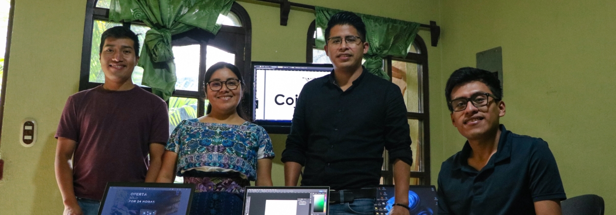 Cojolya se fortalece en el área de Edición y contenido a través de la formación del personal administrativo en capacitaciones.